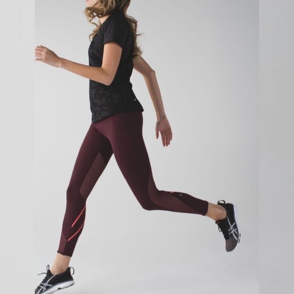Lululemon All Meshed Up 7/8 Tight Bordeaux Drama Size 2 High Rise Stretch Pants - Picture 3 of 12